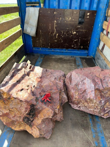 Ландшафтные глыбы красно-фиолетовые 200-1000 килограмм купить в Ялуторовске