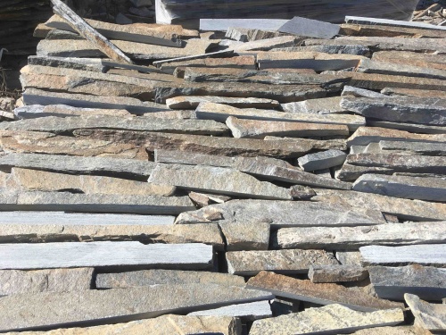 Горбушка златолит мультиколор для облицовки купить в Ялуторовске