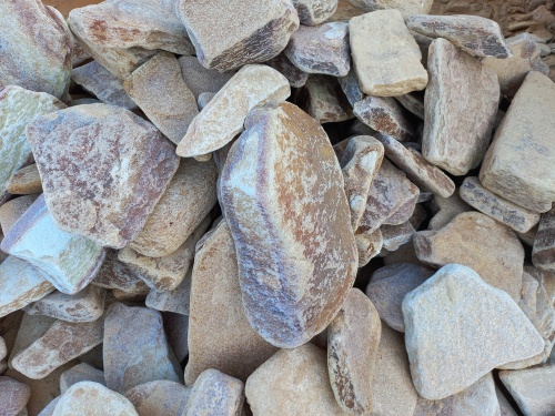 Златолит жёлтый, жёлто-зелёный глыбки и валуны для ланшафтного дизайна купить в Ялуторовске