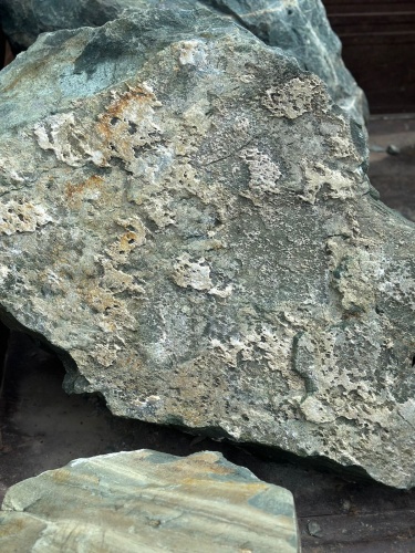 Ландшафтные глыбы зелёные 200-500 килограмм купить в Ялуторовске