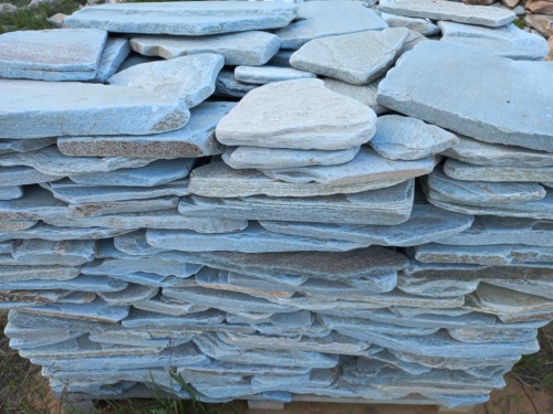 Плитняк златолит зелёный галтованный для цоколя купить в Ялуторовске