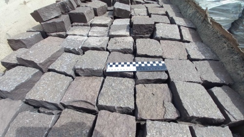 Лемезит колотая брусчатка 10 * 10 см. для парковки купить в Ялуторовске